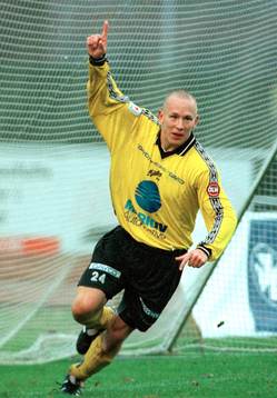 Garret Kusch svarade för ett äkta hattrick, totalt fem