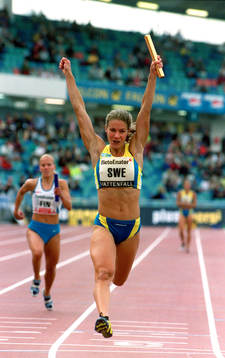 4x100 m, svenskt rekord, Annika Amundin i mål