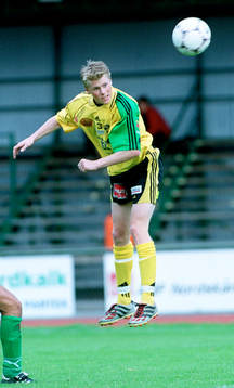 Fotboll IFK Hässleholm. Lagbild, jubel, småklubbsfotboll