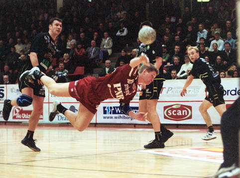 Stian Tönnesen, Ystad