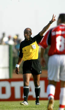 Egypten - Senegal. Mohammed Guezzaz, domare, Marocko