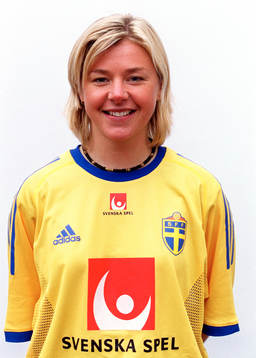 Tina Nordlund, Sverige