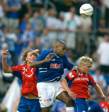 Pascal Simpson i sin första match i Halmstad-dressen, i