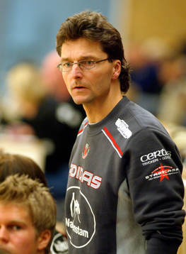 Ulf Hallstensson, tränare, Pixbo