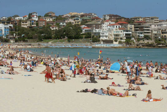 Australien. Sydney. Bondi Beach. Bad, strand