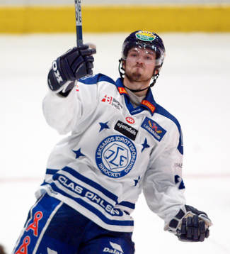 Niklas Persson, Leksand kvitterade tiill 3-3 och avgjorde
