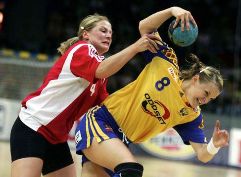 Maria Lindqvist, Sverige