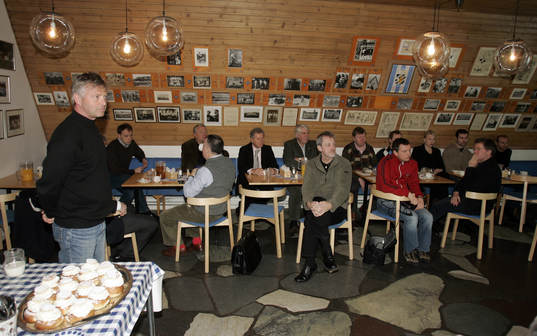 Tränare, Arne Erlandsen