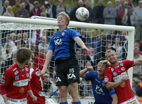 Fotboll. Allsvenskan. Halmstad - Kalmar. Halmstads Peter