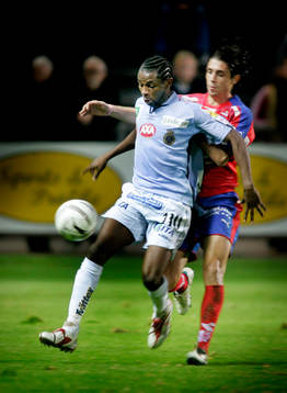 Rene Makondele, Gefle och Babis Stefanidis, Helsingborg
