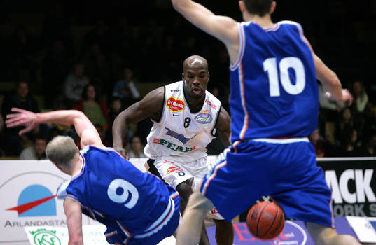 Derrick Tarver, Solna täcks upp
