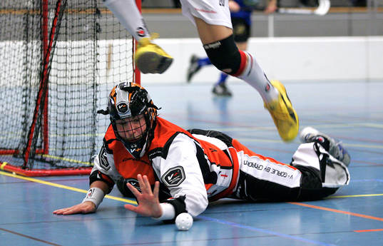 Balrogs nyförvärv, Georgie Mathew, målvakt slänger sig