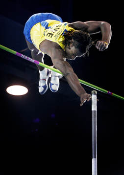 Alhaji Jeng, Sverige, Stavhopp