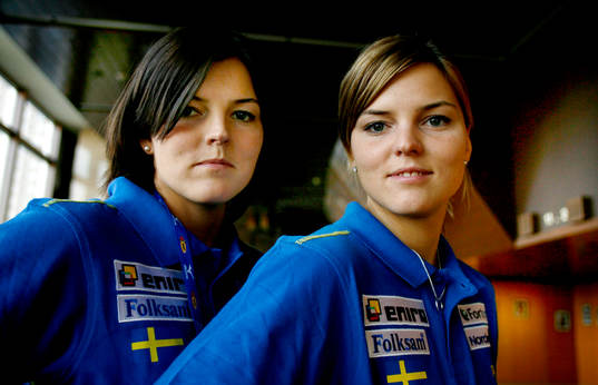 Jenny Kallur och Susanna Kallur, Sverige