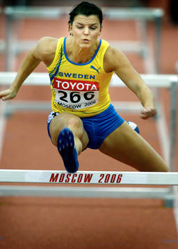 Jenny Kallur, Sverige