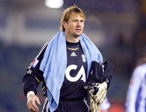 Bengt Andersson, målvakt, Göteborg. Handduk