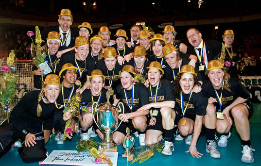 Iksu jublar över sitt SM Guld