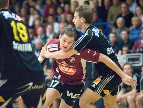 Patrik Fahlgren, Sävehof hindrar Mathias Jakobic, Lugi