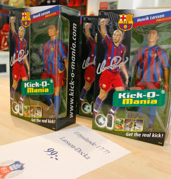 Fotboll. Allsvenskan. Helsingborg - Häcken. Henke-dockor