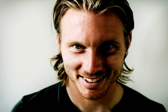 Reportage om Fredrik Berglund, FC Köpenhamn. Hemma hos