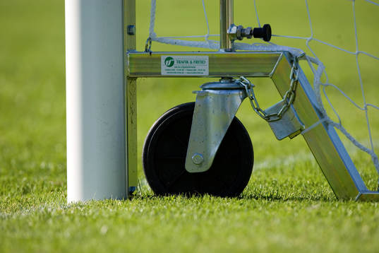 Fotbollsmål, hjul, stödhjul