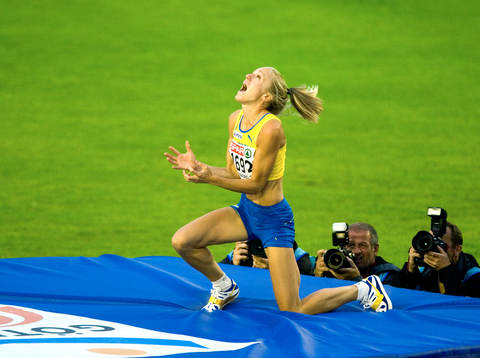 Kajsa Bergqvist, Sverige, har rivit ut sig