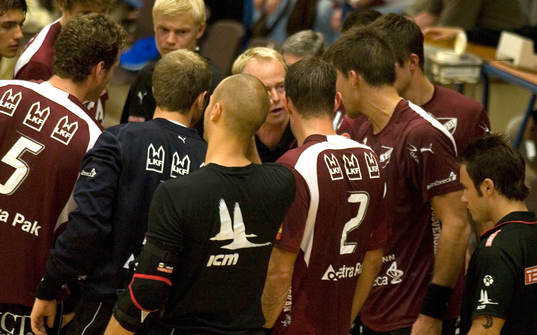 Lugi time-out, Magnus Johansson, tränare