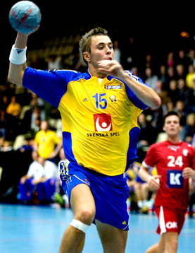 Jonas Larholm, Sverige