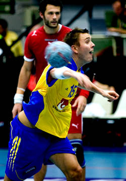 Jonas Larholm, Sverige
