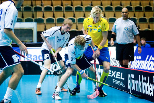 Kim Nilsson, Sverige sliter för bollen