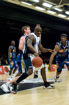 Demetrius Brown, 08 Stockholm