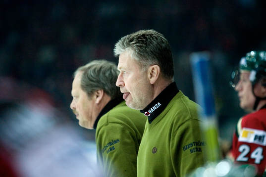 Pär Bäckman, inte glad
