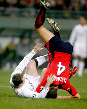 Wayne Rooney, Manchester United och Tavlaridis, Lille