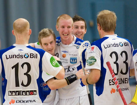Magnus Svensson och hans Warberg jublar