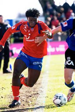 HIF-målskytten Razak Omotoyoss
