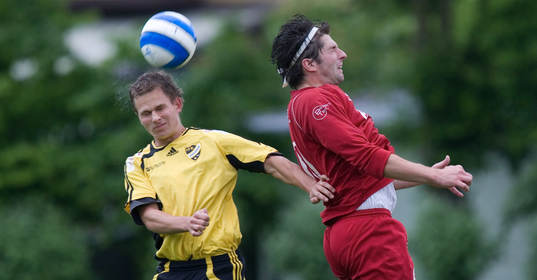 Erik Persson och Mladen Blagojevic, Nike nickduellerar