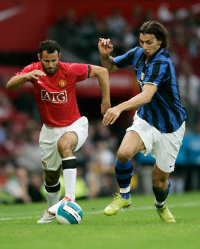 Ryan Giggs, Manchester United och Zlatan Ibrahimovic, Inter