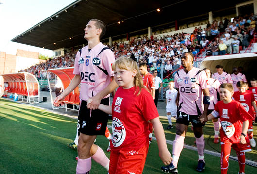 Jon Jönsson, Toulouse, spelaringång, entré