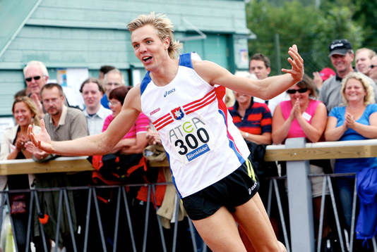Anton Andersson, tresteg