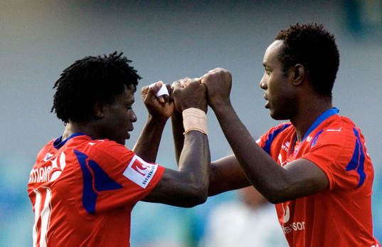 Razak Omotoyossi och Olivier Karekezi