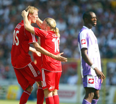 Andriy Voronin och Peter Crouch, jubel