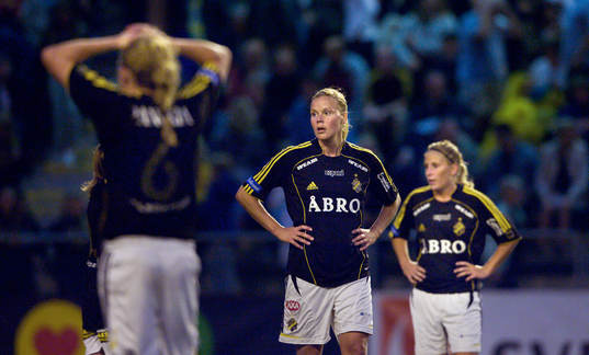 Laura Kalmari, AIK depp