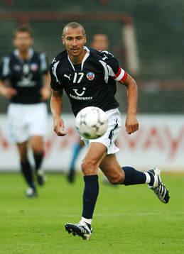 Fotboll, kval, UEFA-cupen; Henrik Larsson, Helsingborg