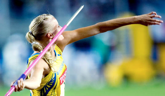 Carolina Klüft vinner sjukampen på nytt europarekord