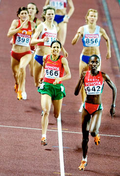 Janeth Jepkosgei, Kenya. Vinner 800 meter