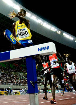 Mustafa Mohamed, Sverige tar täten i 3000 meter