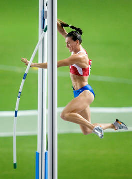 Jelena Isinbajeva, Ryssland vinner stavhoppet