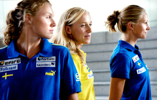 Emma Green, Kajsa Bergqvist och Ebba Jungmark, Sverige.