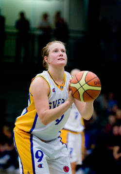 Elin Eldebrink, Sverige