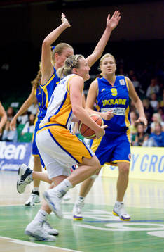 Frida Eldebrink, Sverige
